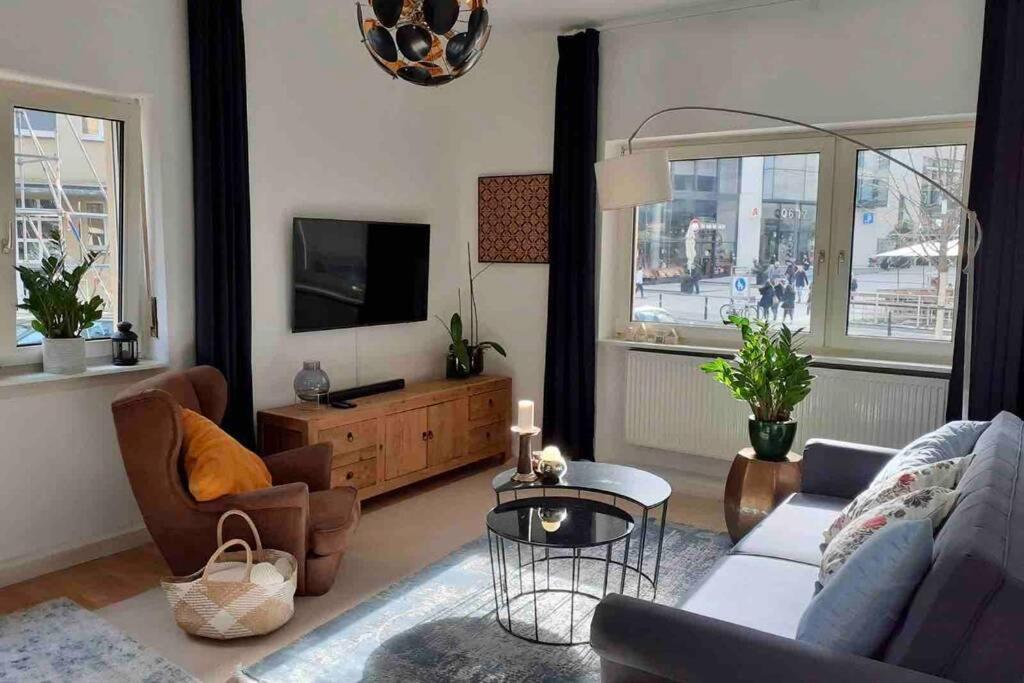 Home In The Heart Of Mannheim, Free Parking, Netflix, Fast Wifi Exterior photo